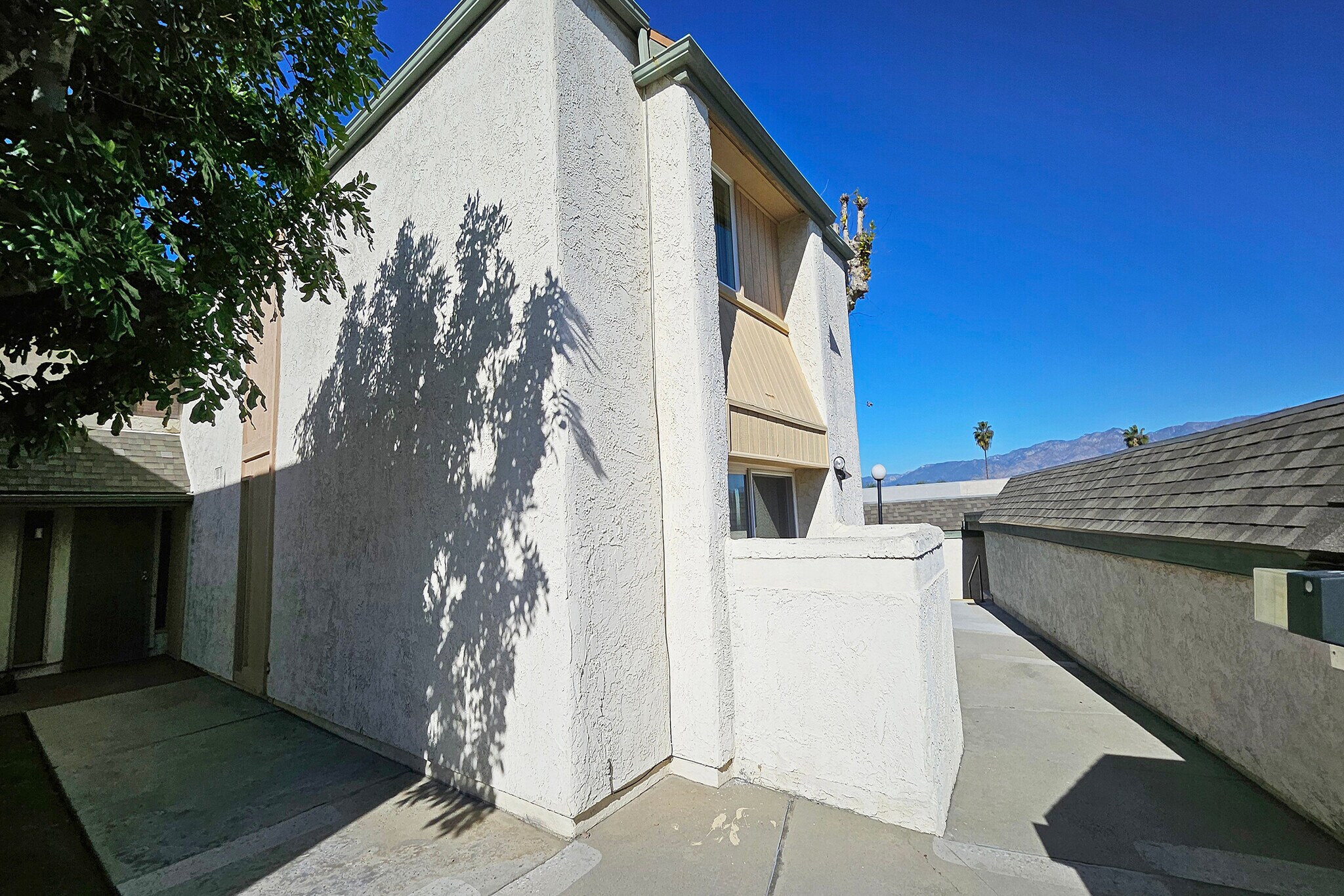 Building Photo - 126 Casuda Canyon Dr