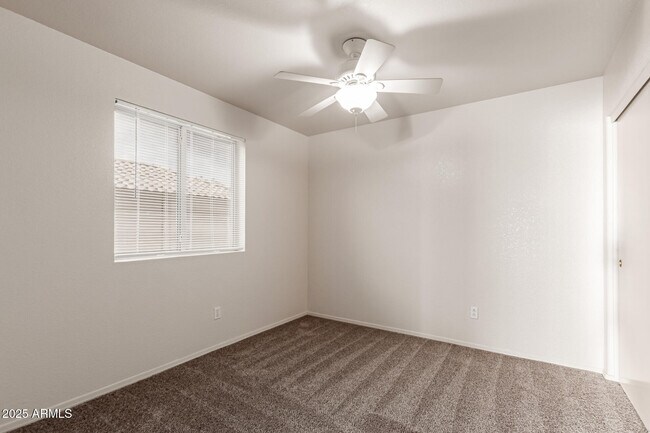 Building Photo - 1793 E Gail Dr