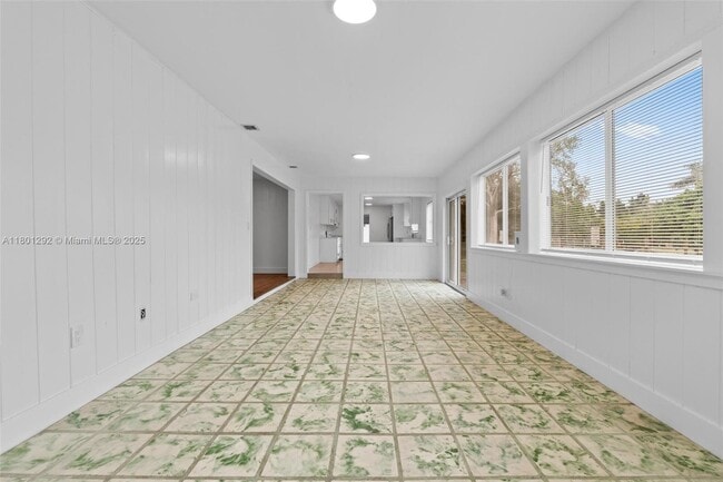 Building Photo - 21825 SW 154th Ave