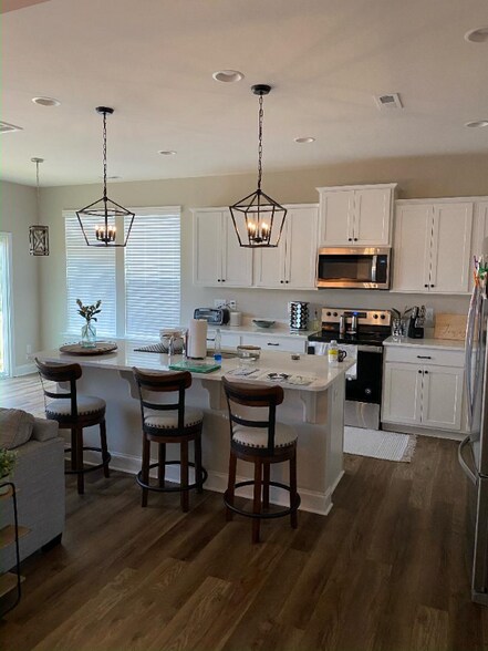 Building Photo - 47 Wood Spring Ct