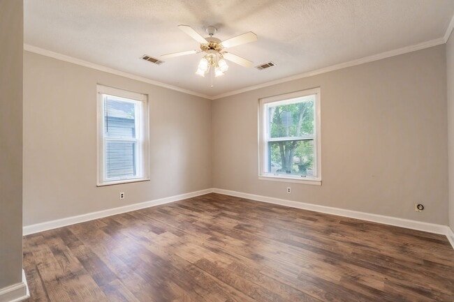 Building Photo - Beautiful 3 Bed / 2 Bath Home in Fort Smith