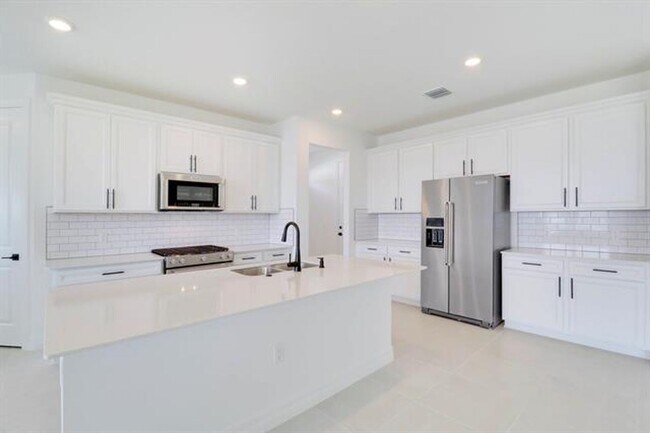 Building Photo - 10362 Northbrook Cir