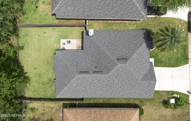 Building Photo - 9093 Fallsmill Dr