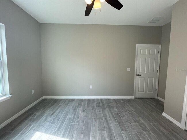 Building Photo - 407 Bedlington Ct
