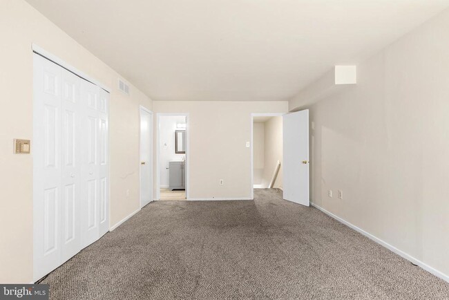Building Photo - 228 N 22nd St