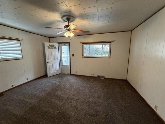 Building Photo - 820 Jacoby Rd