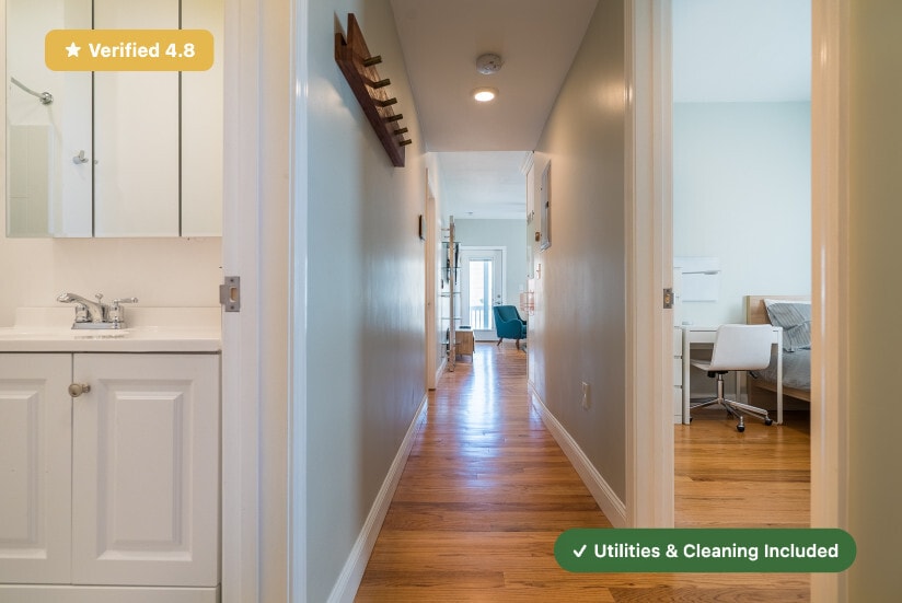 Building Photo - Furnished Bedroom with Private Bath in South Boston