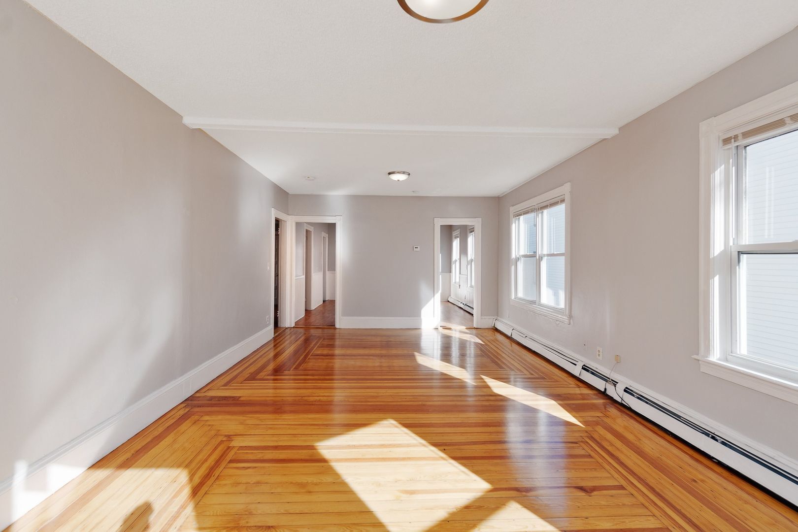 Building Photo - 1077-1077 Dexter St