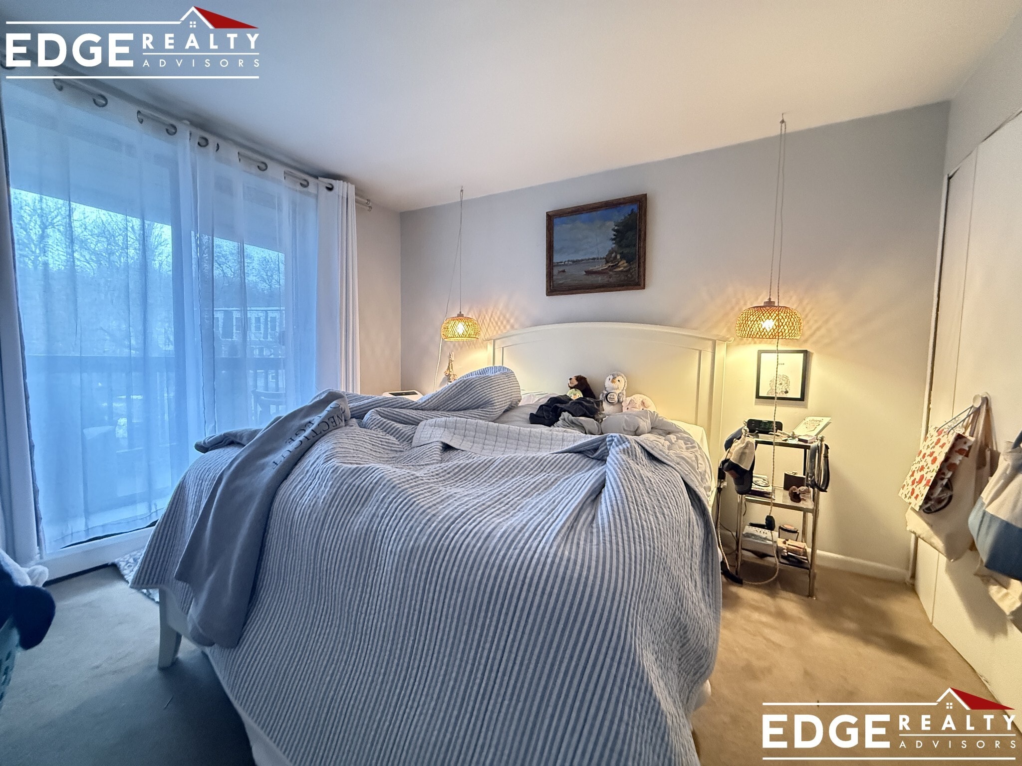 Building Photo - 140 Kenrick St