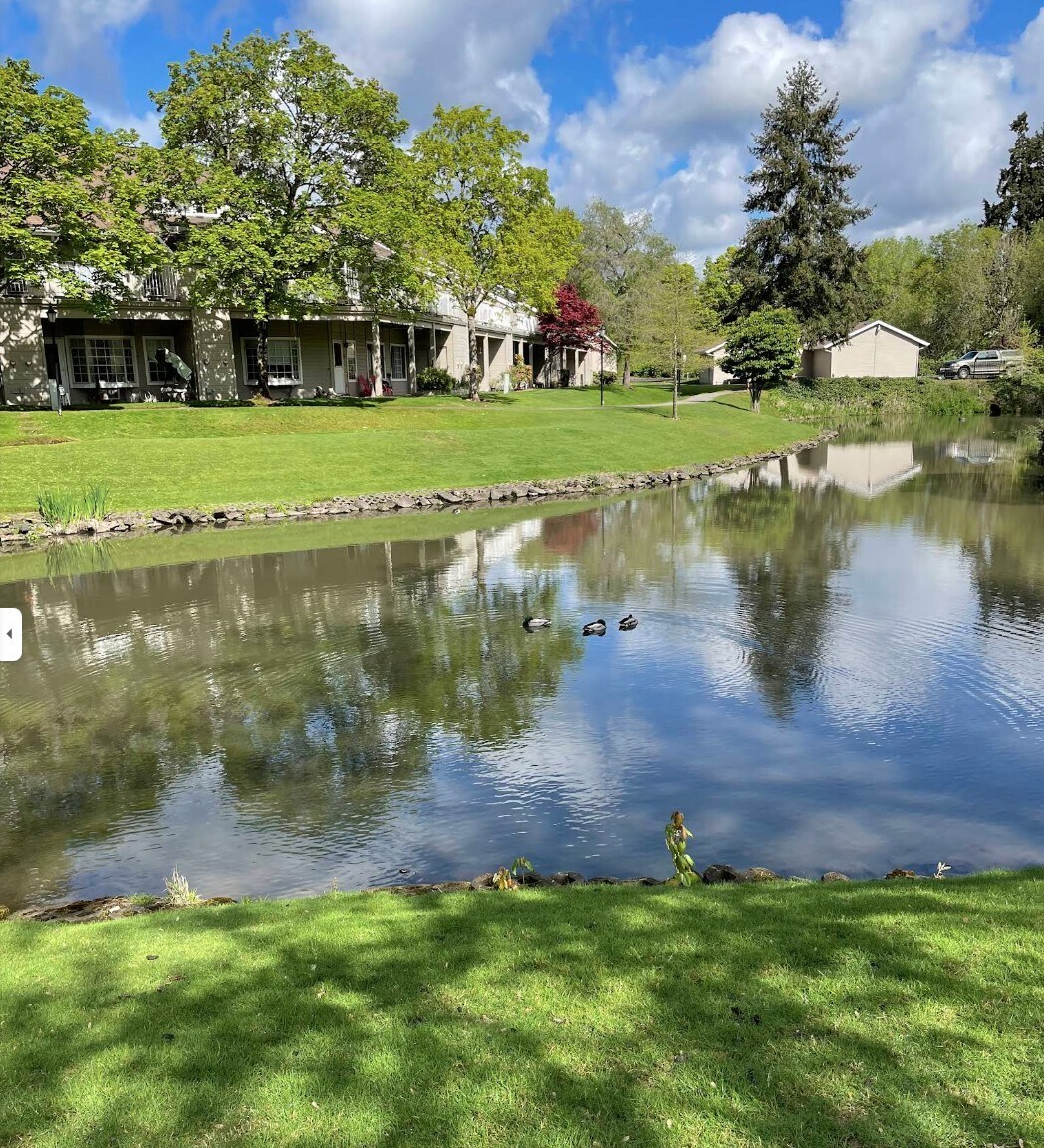 Building Photo - 13775 SW Scholls Ferry Rd