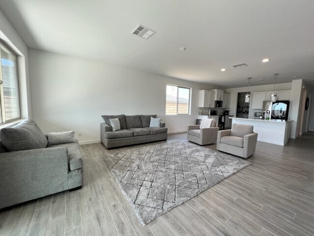 Building Photo - 3244 Secret Pass Canyon Dr