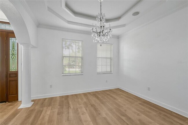 Building Photo - 1507 W Windhorst Rd