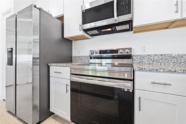 Building Photo - 34114 Rogallo Ln