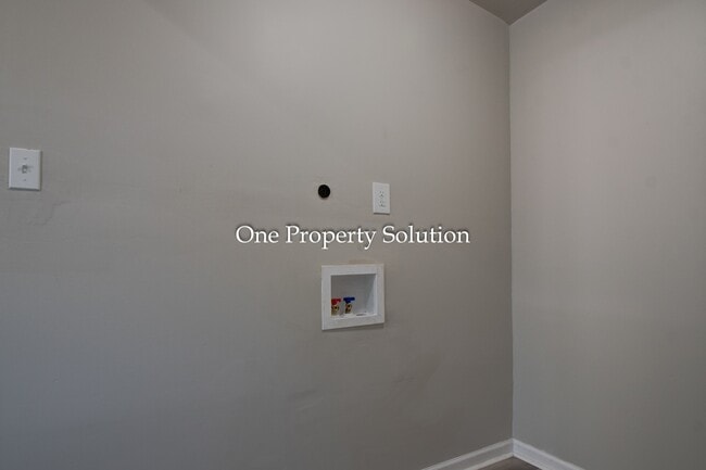 Building Photo - 2144 Wright St