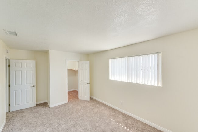 Americana Apartments Orange Ca Apartment Finder