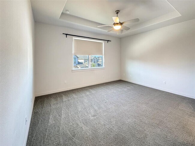Building Photo - 1245 Westborough Ln