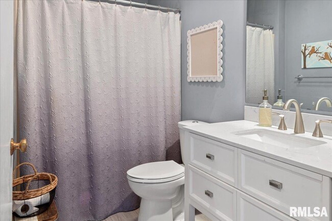 Building Photo - 2008 Jeanette Ln