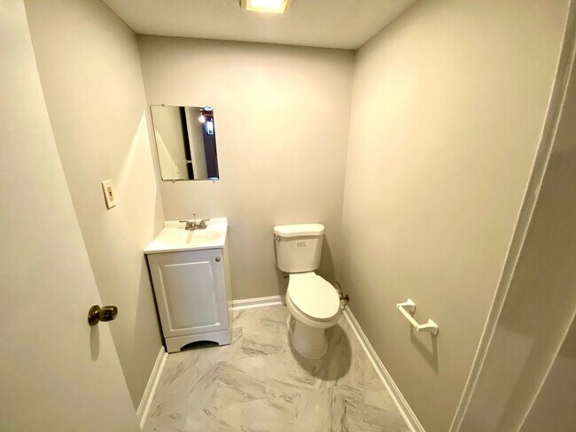 Building Photo - 4118 Browns Ln