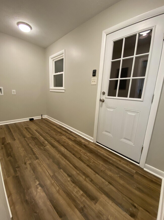 Building Photo - 5421 Silver Pine Ct