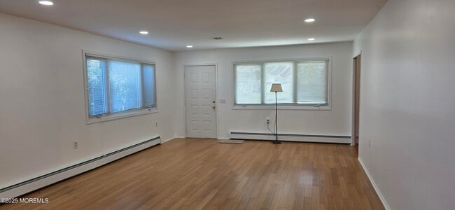 Building Photo - 90 Rodhos St