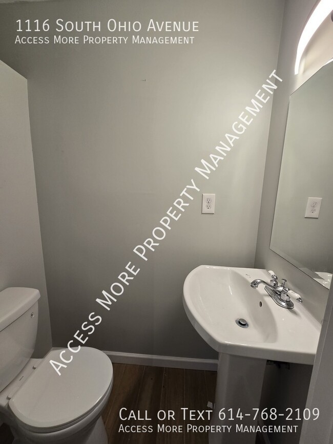 Building Photo - Remodeled Half Double located in the Heart...