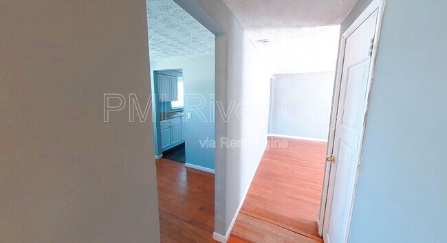 Building Photo - 7471 John F Kennedy Dr W