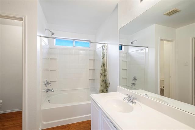 Building Photo - 1001 Campbell Dr