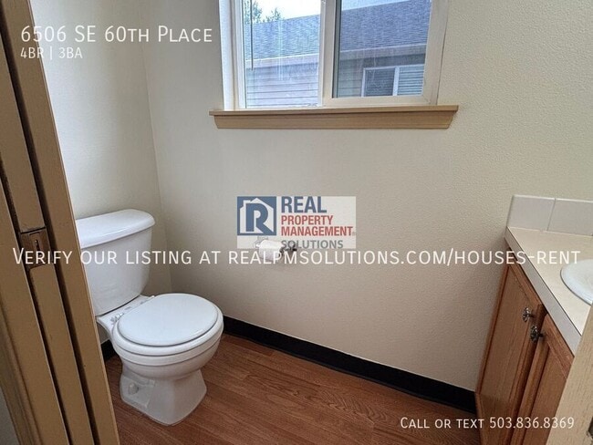 Building Photo - 6506 SE 60th Pl