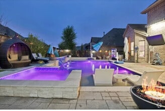 Building Photo - 2400 Triton Dr