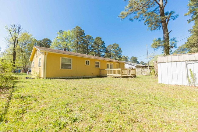 Building Photo - 3616 Arapaho Trail