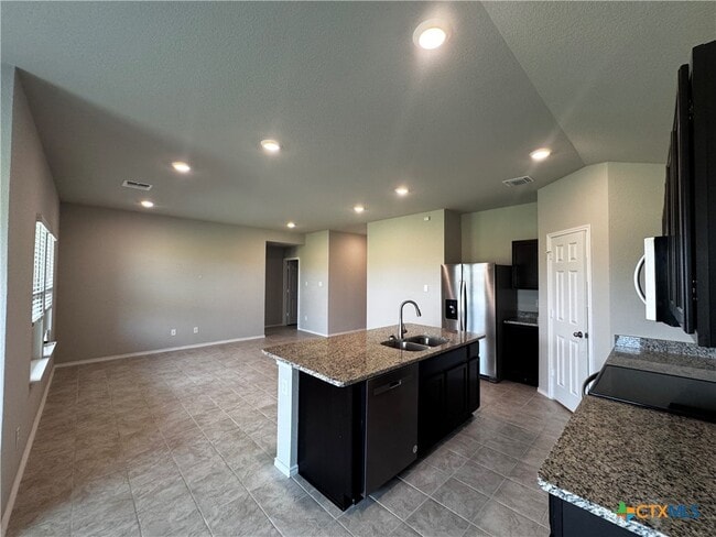 Building Photo - 1010 Prairie Clover Rd