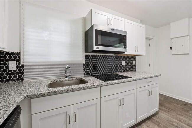 Building Photo - 1098 Smith St SW