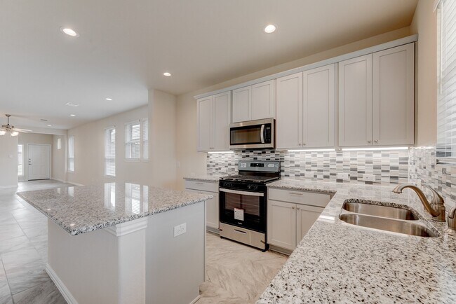 Building Photo - 13118 Dancing Reed Dr