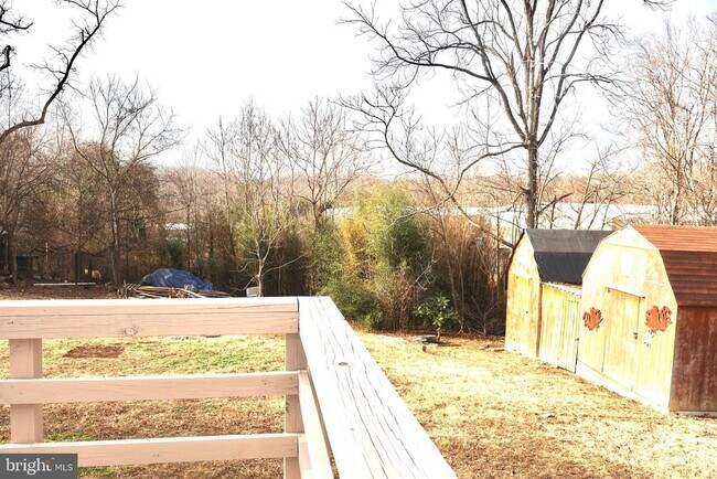 Building Photo - 147 Deacon Rd