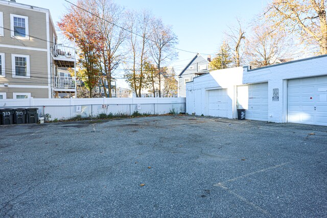 Building Photo - 310 Talbot Ave