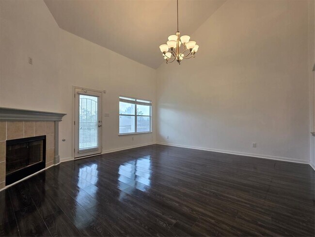 Building Photo - 148 Black Cap Run