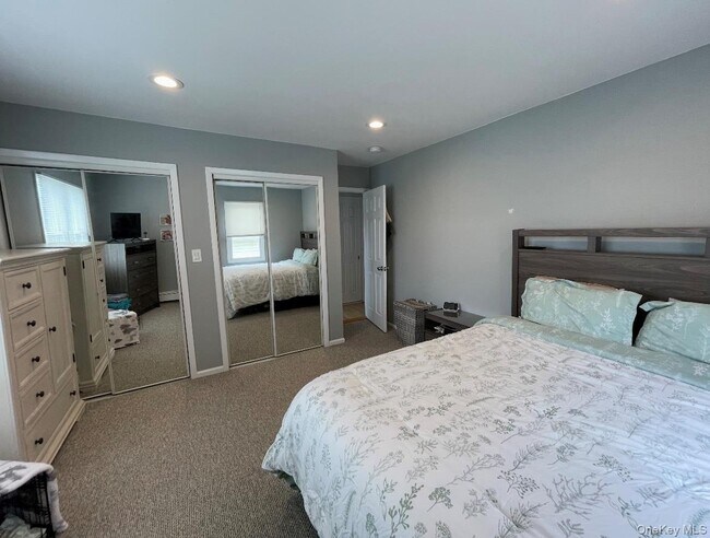 Building Photo - 512 E Penn St