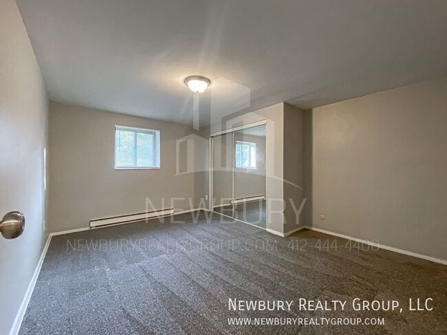 Building Photo - 1459 Poplar St