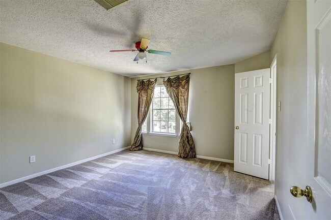 Building Photo - 6818 Portuguese Bend Dr