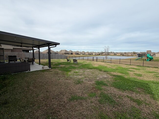 Building Photo - 3856 Sandbar Dr