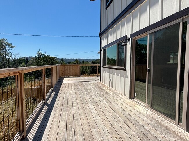 Building Photo - 9400 Spring Hill School Rd