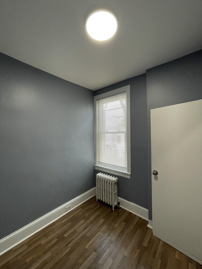 Building Photo - 1623 Dounton St