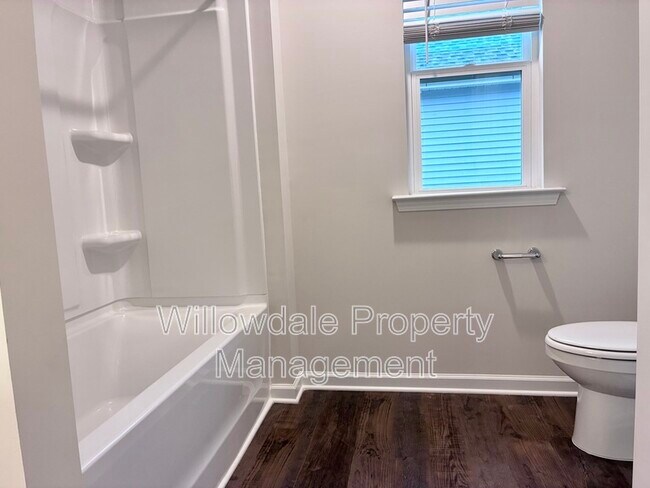 Building Photo - 179 Pinkie Ln