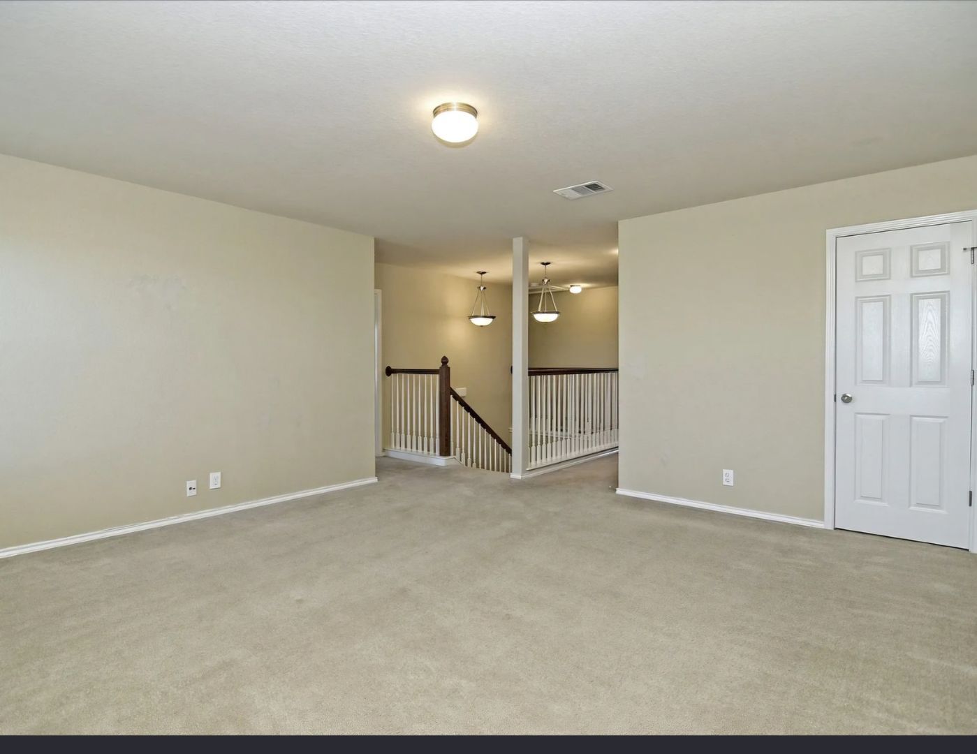 Building Photo - 118 Arcadia Pl