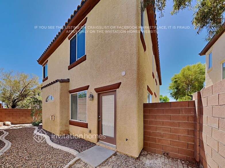 Building Photo - 8269 Begonia Blush Dr