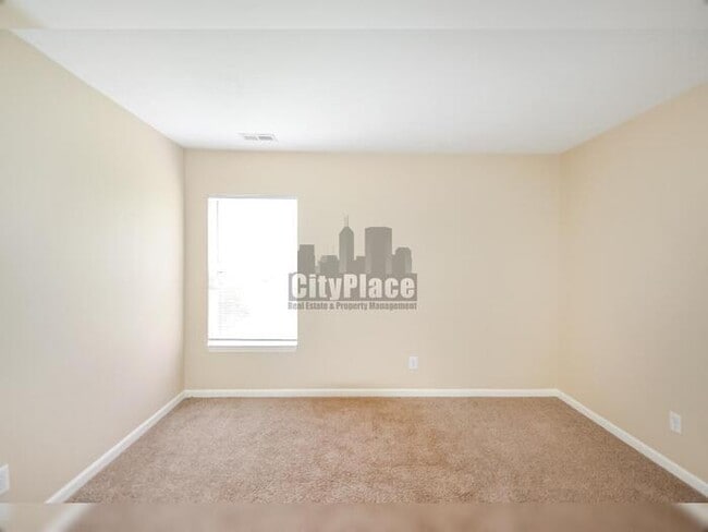 Building Photo - 4324 Blue Spruce Ct