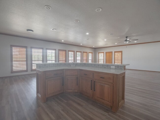 Building Photo - Large Private Oasis FOR RENT in Tuttle!