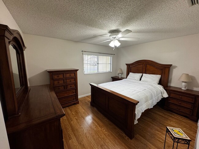 Building Photo - Active 55+ Living in On Top of the World – 2BR/2BA Villa with Resort-Style Amenities!