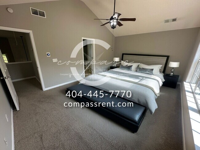 Building Photo - 2106 Clearvista Dr NW