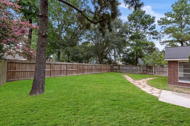 Building Photo - 1815 Moston Dr